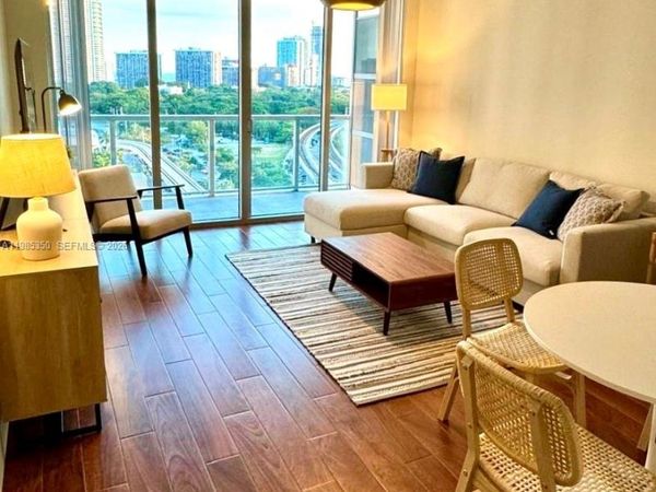 79 SW 12th St, Unit 1502-S, Miami, FL 33130