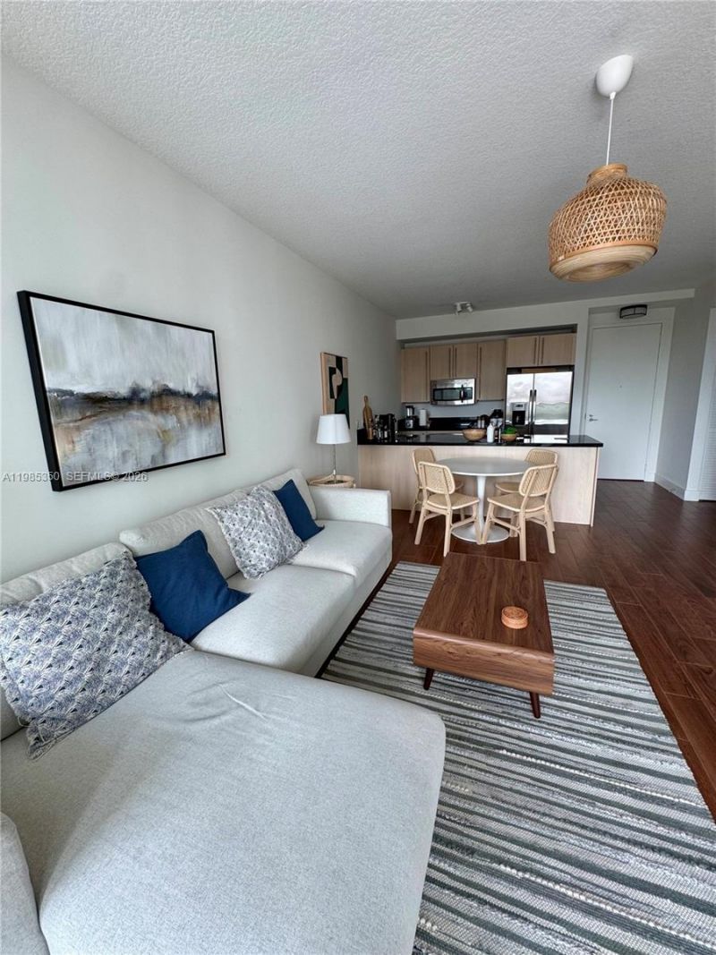 79 SW 12th St, Unit 1502-S, Miami, FL 33130 Photo