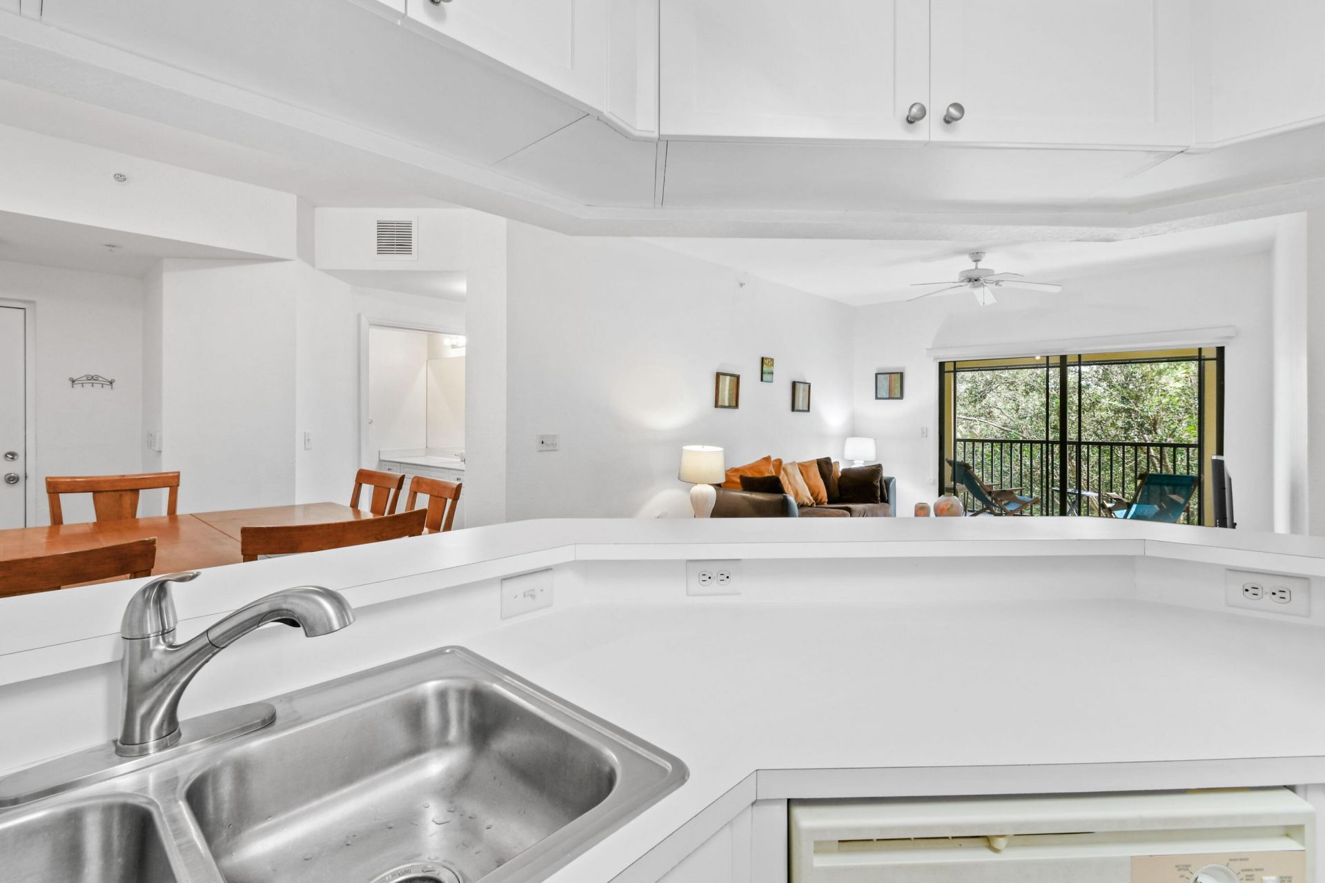 2727 Anzio Court, Unit 307, Palm Beach Gardens, FL 33410 Photo