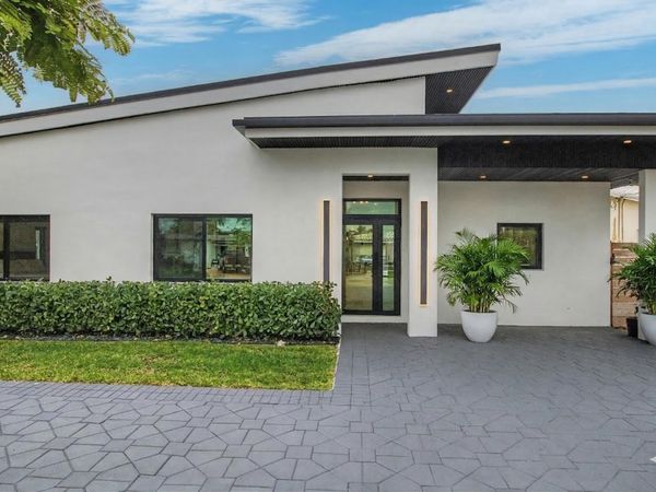 2634 SE 14th Street, Pompano Beach, FL 33062