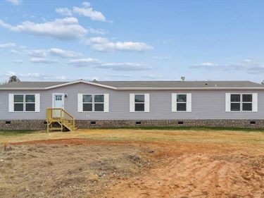1166 Throckmorton Trail, Scottsburg, VA 24589