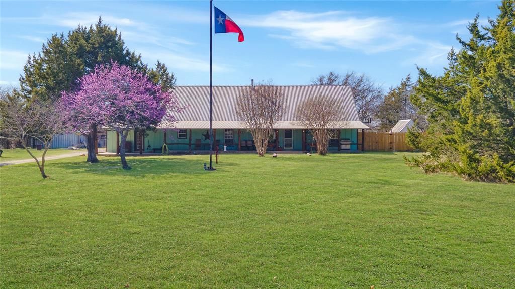 1511 N Walnut Grove Road, Midlothian, TX 76065 Main Photo
