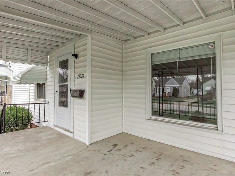 25370 Drakefield Avenue, Euclid, OH 44132 Photo 3