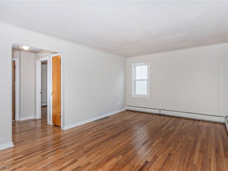 25370 Drakefield Avenue, Euclid, OH 44132 Photo 8