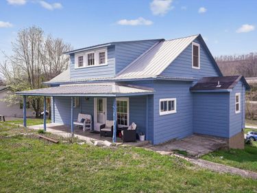 239 Railroad Avenue, Manchester, KY 40962