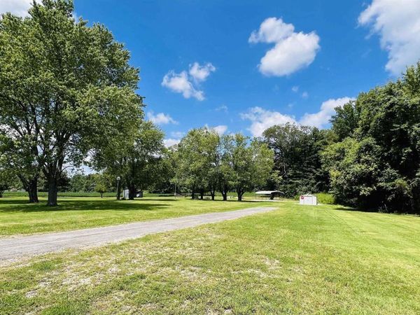 16758 Newell Road, Tamms, IL 62988