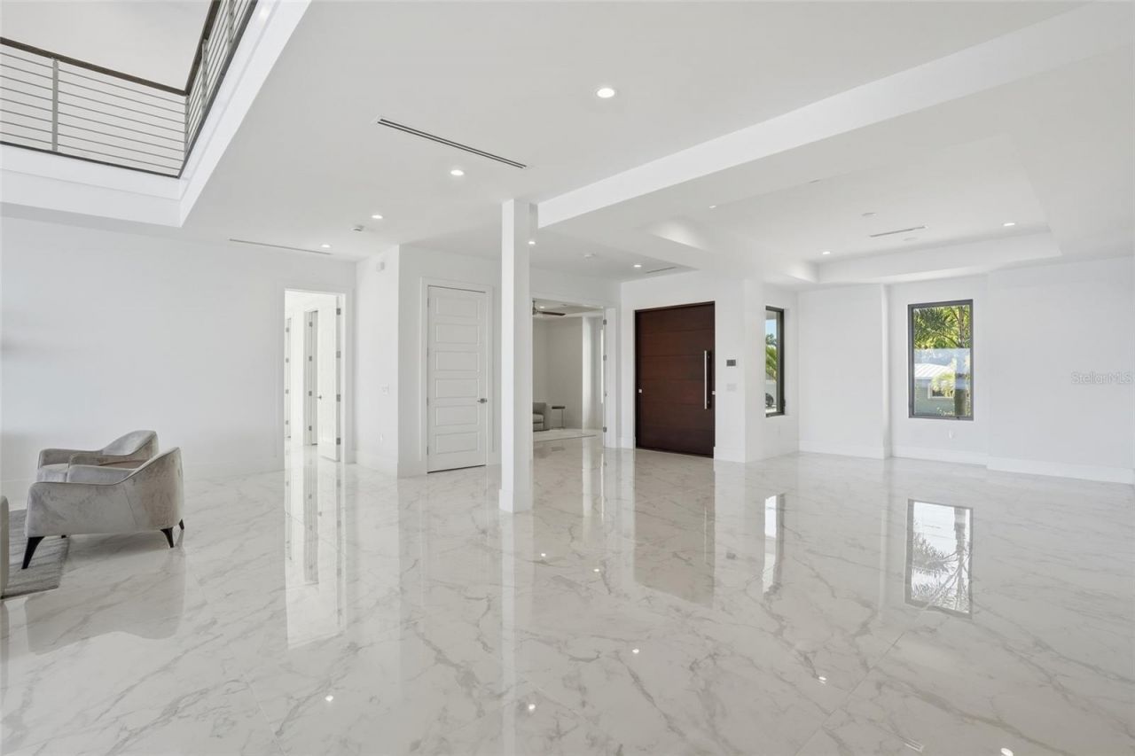 5735 Riverside Drive, Cape Coral, FL 33904 Photo