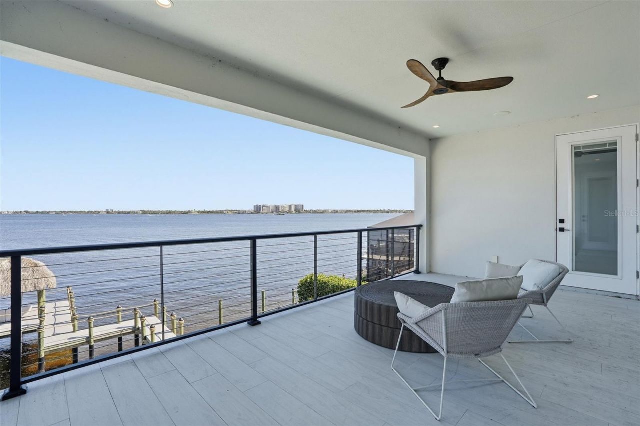 5735 Riverside Drive, Cape Coral, FL 33904 Photo