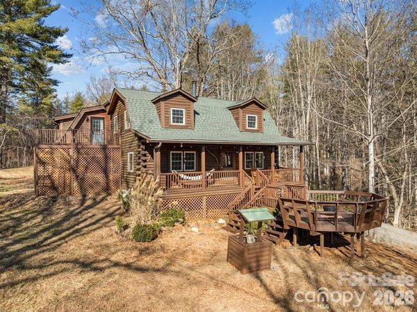 40 Chambers Drive , Weaverville, NC 28787