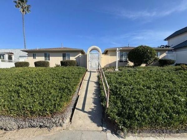 5062 Santa Monica Ave, Unit 5062.5, San Diego, CA 92107