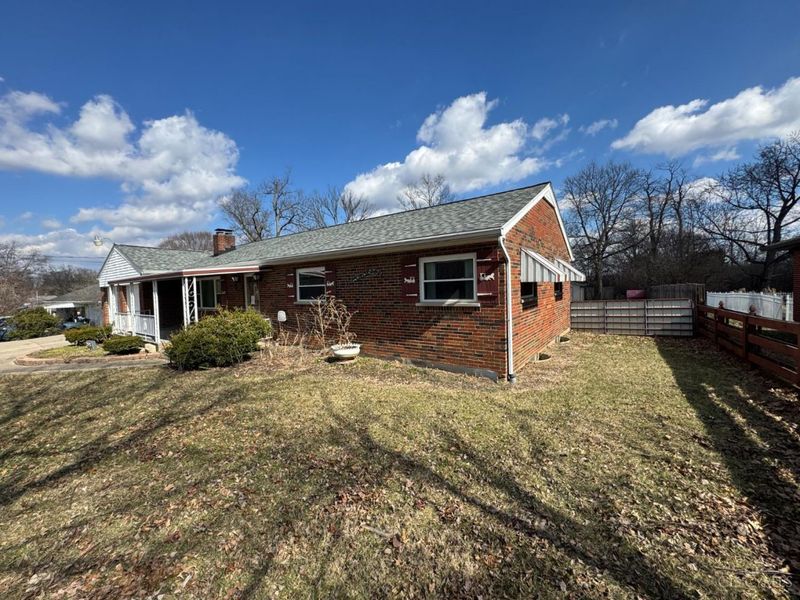 10528 Pottinger Road, Colerain Township, OH 45251 Photo 2