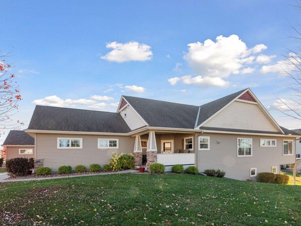 1312 Shadywood Lane, Waconia, MN 55387