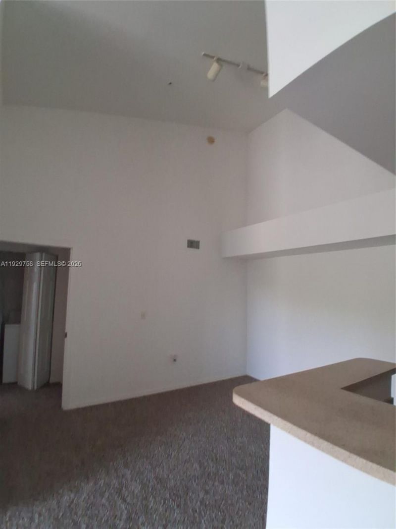 11165 SW 6th St, Unit 305, Pembroke Pines, FL 33025 Photo