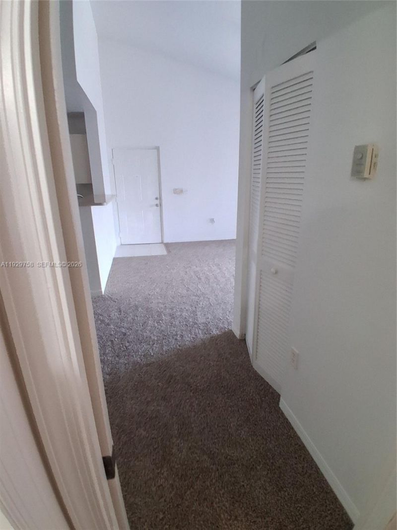 11165 SW 6th St, Unit 305, Pembroke Pines, FL 33025 Photo