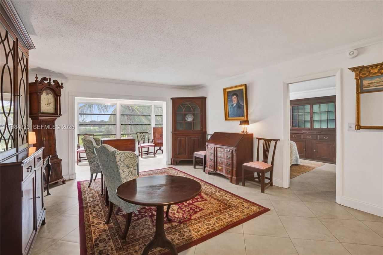 3940 NW 42nd Ave , Unit 320, Lauderdale Lakes, FL 33319 Photo