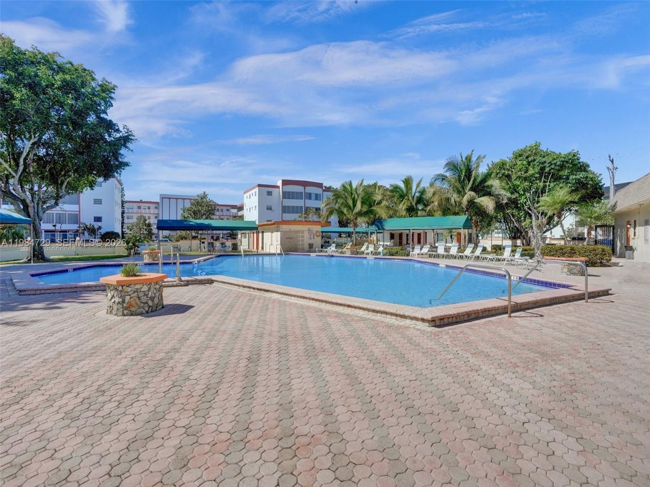 3940 NW 42nd Ave , Unit 320, Lauderdale Lakes, FL 33319 Photo