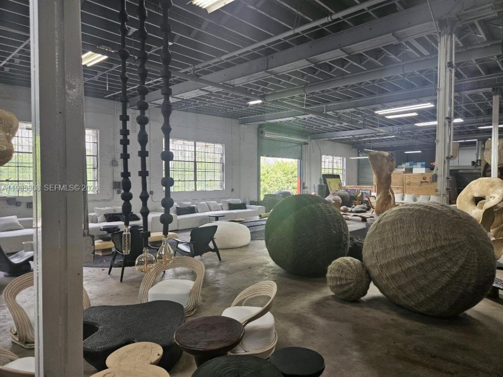 601 NW 11th St, Miami, FL 33136 Photo