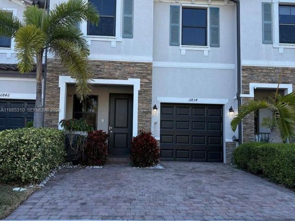 Unit 11834, Miami, FL 33196