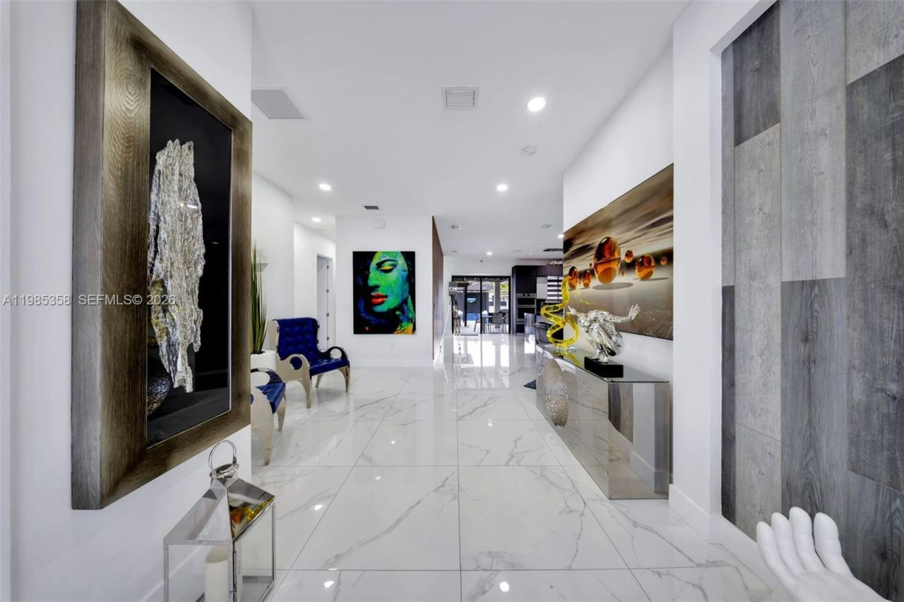 1550 SW 89th Ct, Miami, FL 33174 Photo