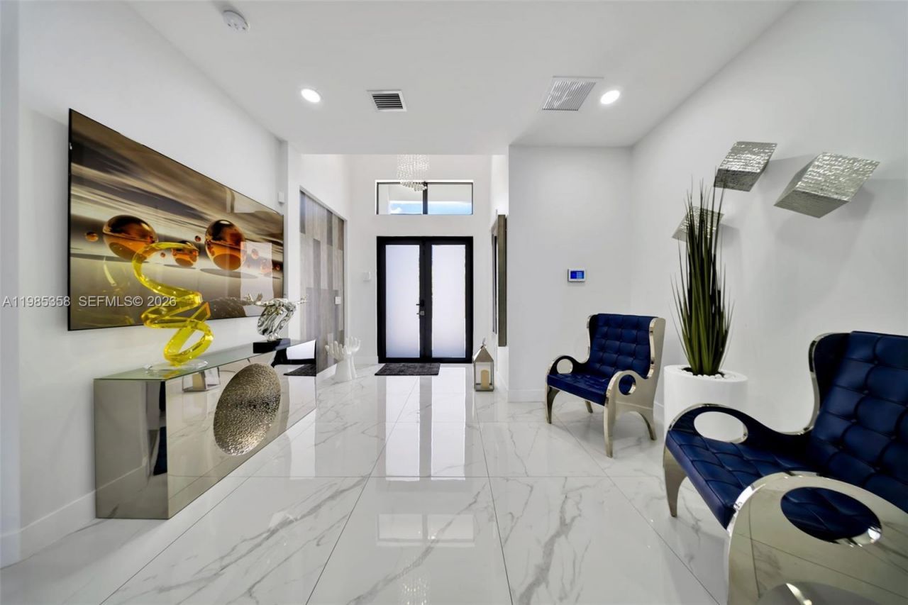 1550 SW 89th Ct, Miami, FL 33174 Photo