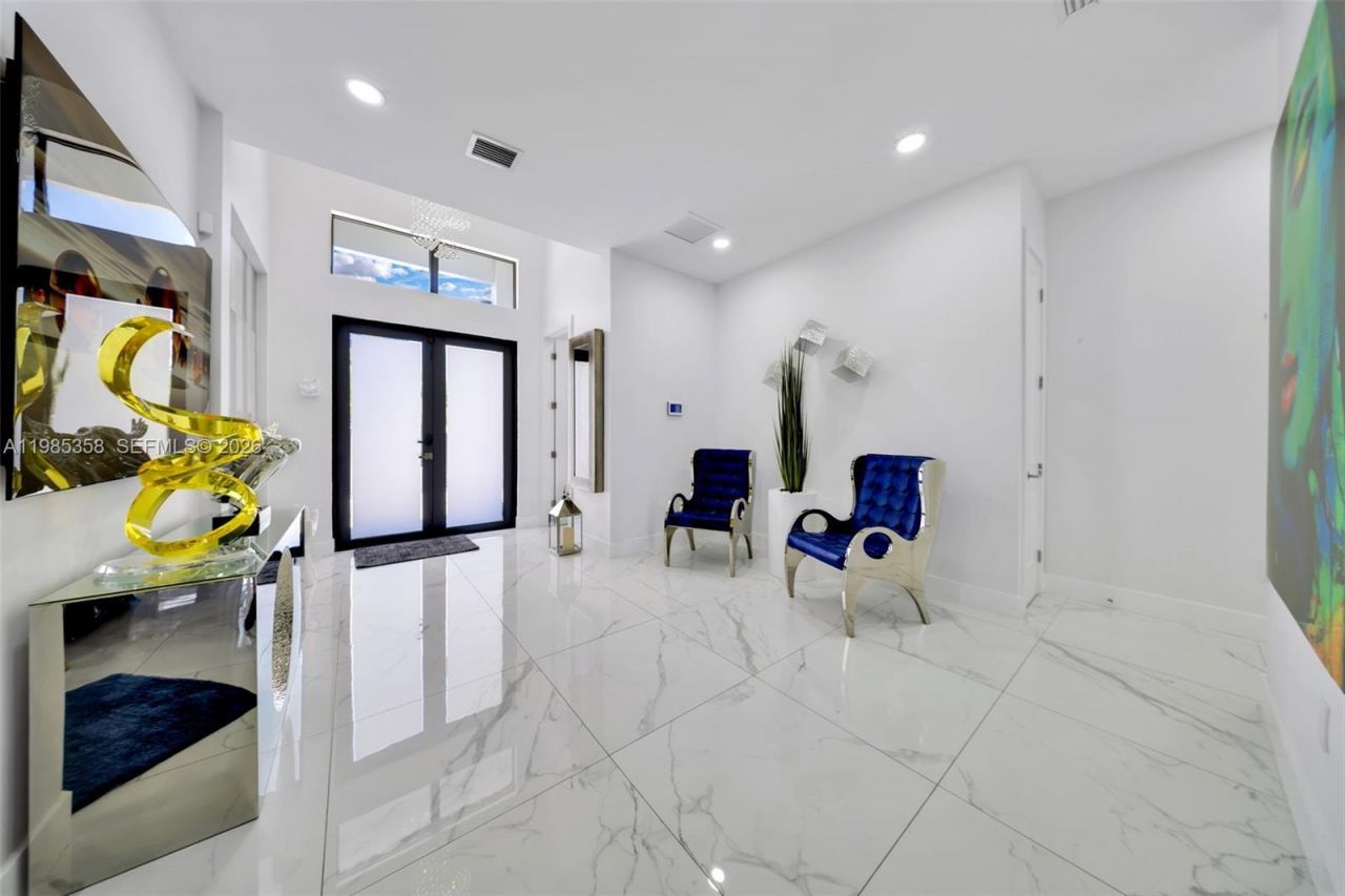 1550 SW 89th Ct, Miami, FL 33174 Photo