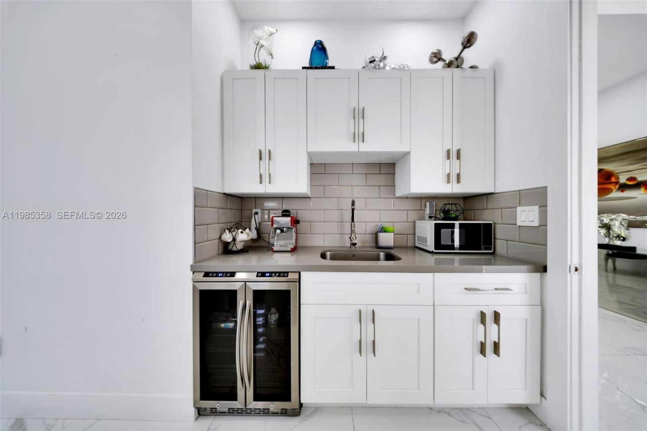 1550 SW 89th Ct, Miami, FL 33174 Photo