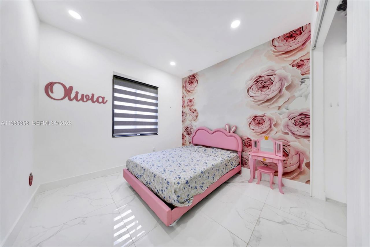 1550 SW 89th Ct, Miami, FL 33174 Photo