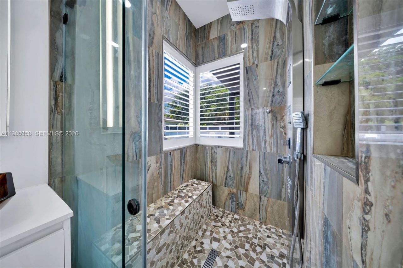 1550 SW 89th Ct, Miami, FL 33174 Photo