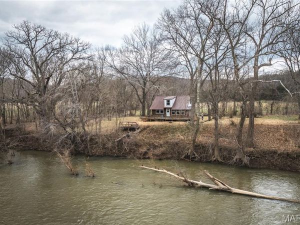 18020 State Route E , Rolla, MO 65401