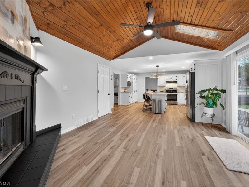 531 Woodland Avenue, Wadsworth, OH 44281 Photo 8