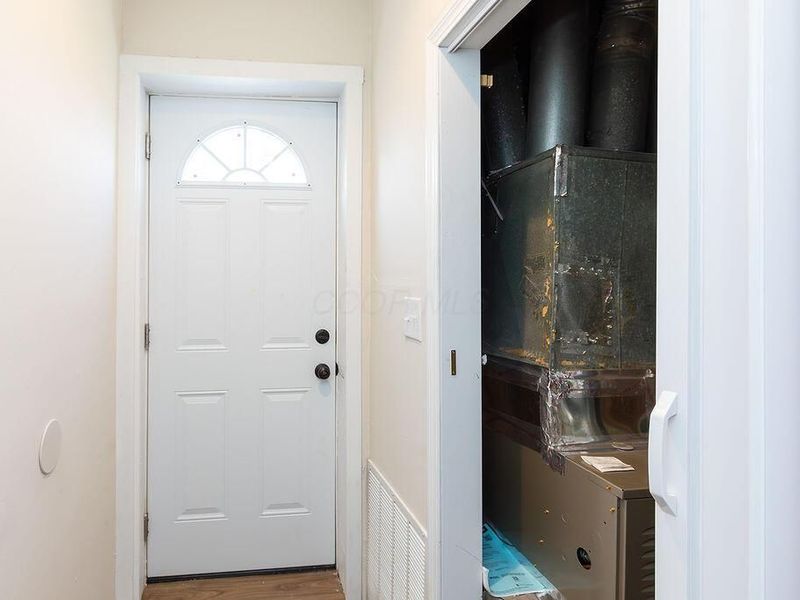 823 Bassett Avenue , Columbus, OH 43219 Photo 10