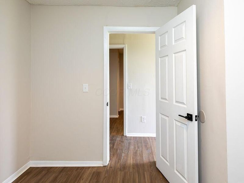 823 Bassett Avenue , Columbus, OH 43219 Photo 13