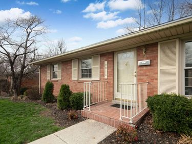 2913 Edinburgh Drive, Lexington, KY 40517