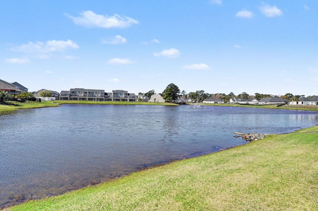 809 Atlantic Commons Dr. Photo 32