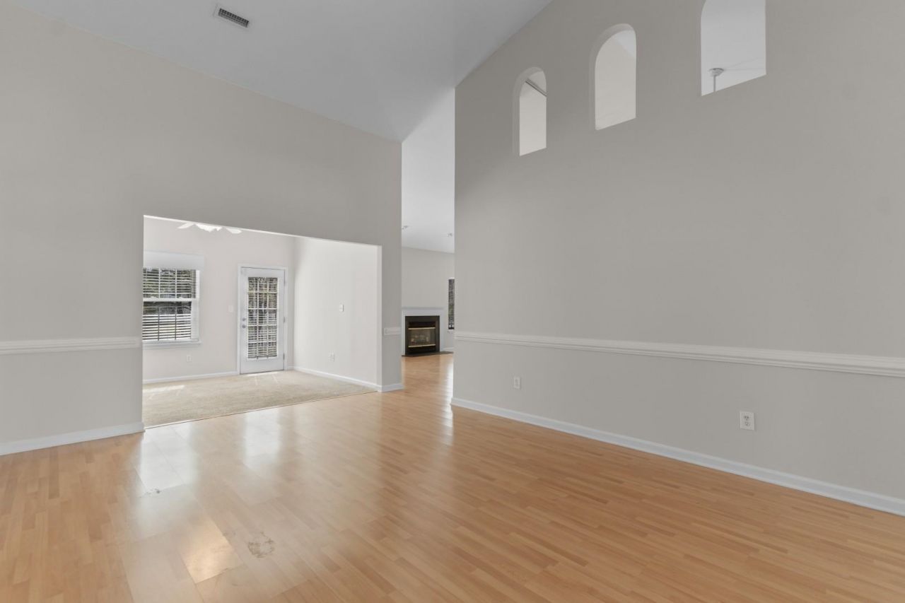 4086 Grousewood Dr. Photo 13