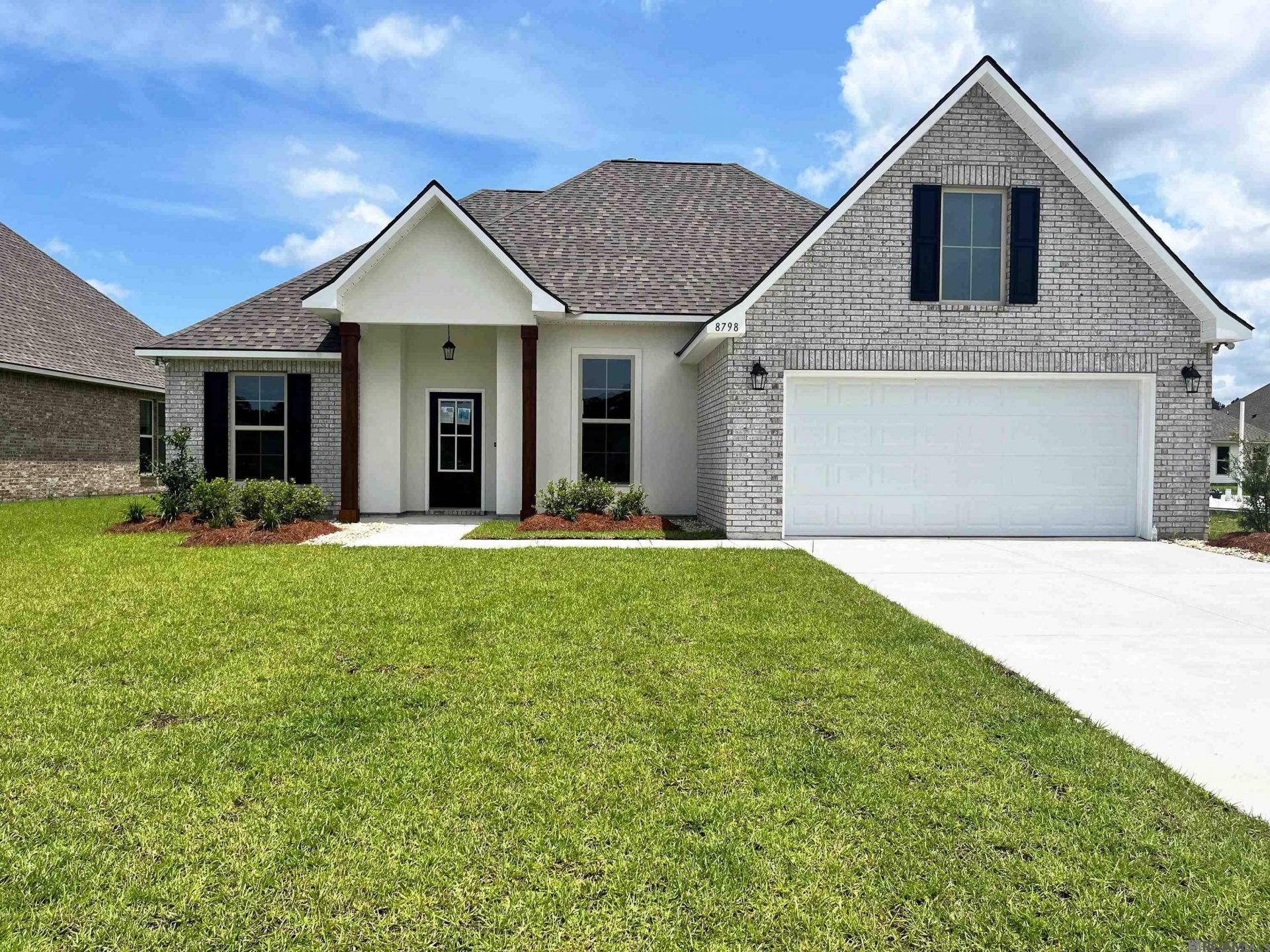 8798 Lyndanne Drive, Denham Springs, LA 70726 Main Photo