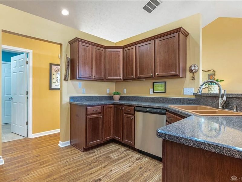 4569 Pimlico Place, Dayton, OH 45424 Photo 10