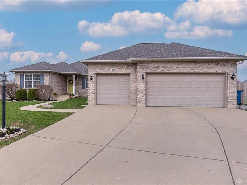 4569 Pimlico Place, Dayton, OH 45424 Photo 3