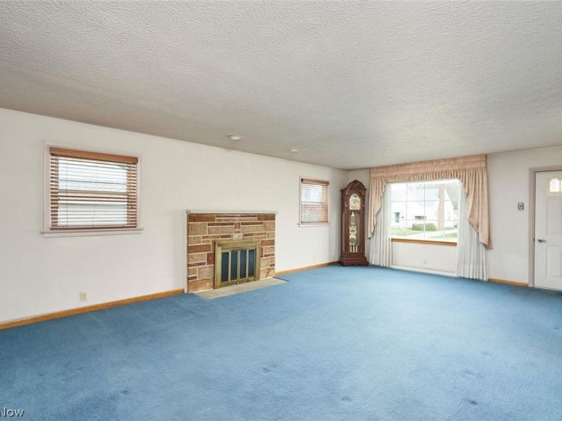 122 Fenton Avenue, Mogadore, OH 44260 Photo 4