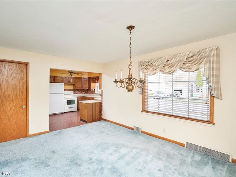 122 Fenton Avenue, Mogadore, OH 44260 Photo 8