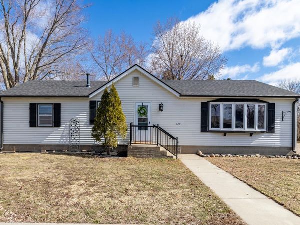 125 S Eagle Street, Belle Plaine, MN 56011