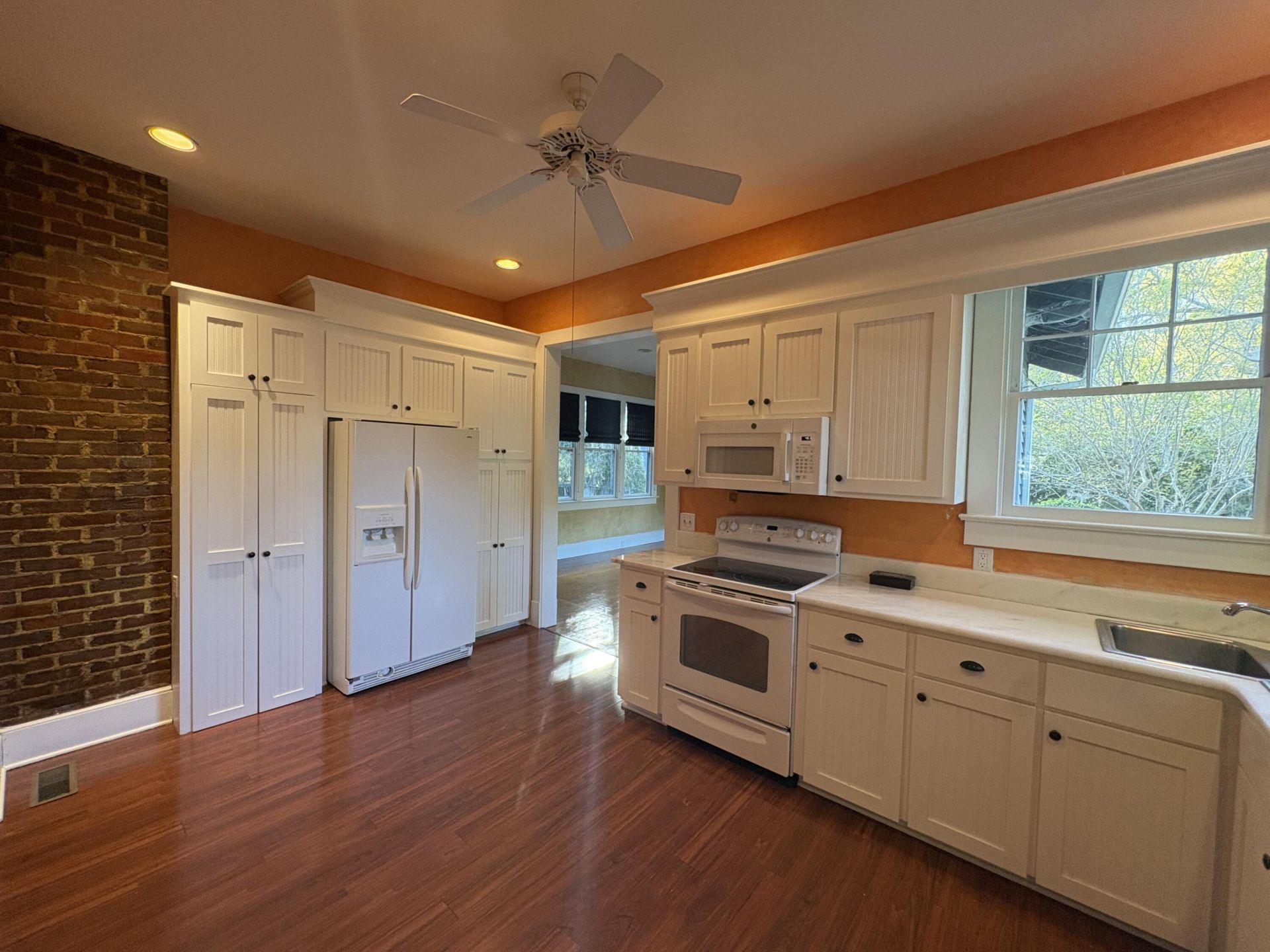 102 S Palmetto Street Photo 43