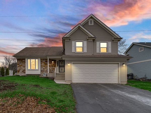 90 Copperwood Drive , Buffalo Grove, IL 60089