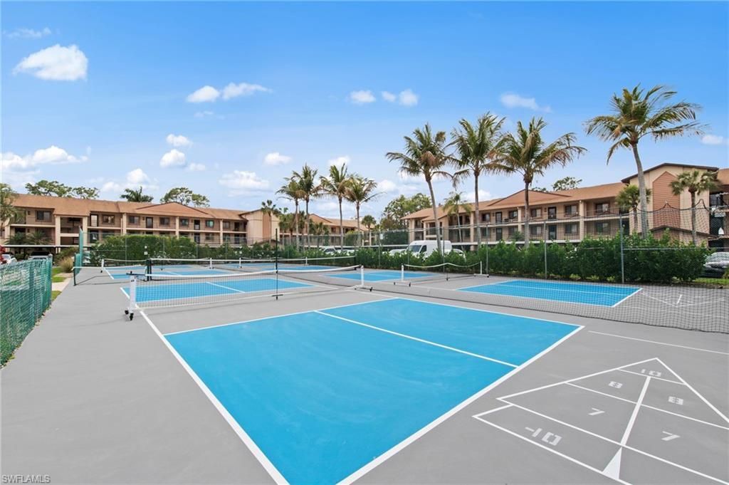 7340 Saint Ives Way, Unit 3201, Naples, FL 34104 Photo
