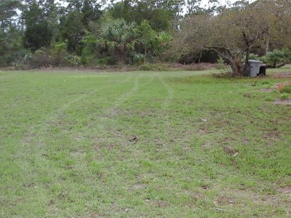 8065 126th Street, Sebastian, FL 32958