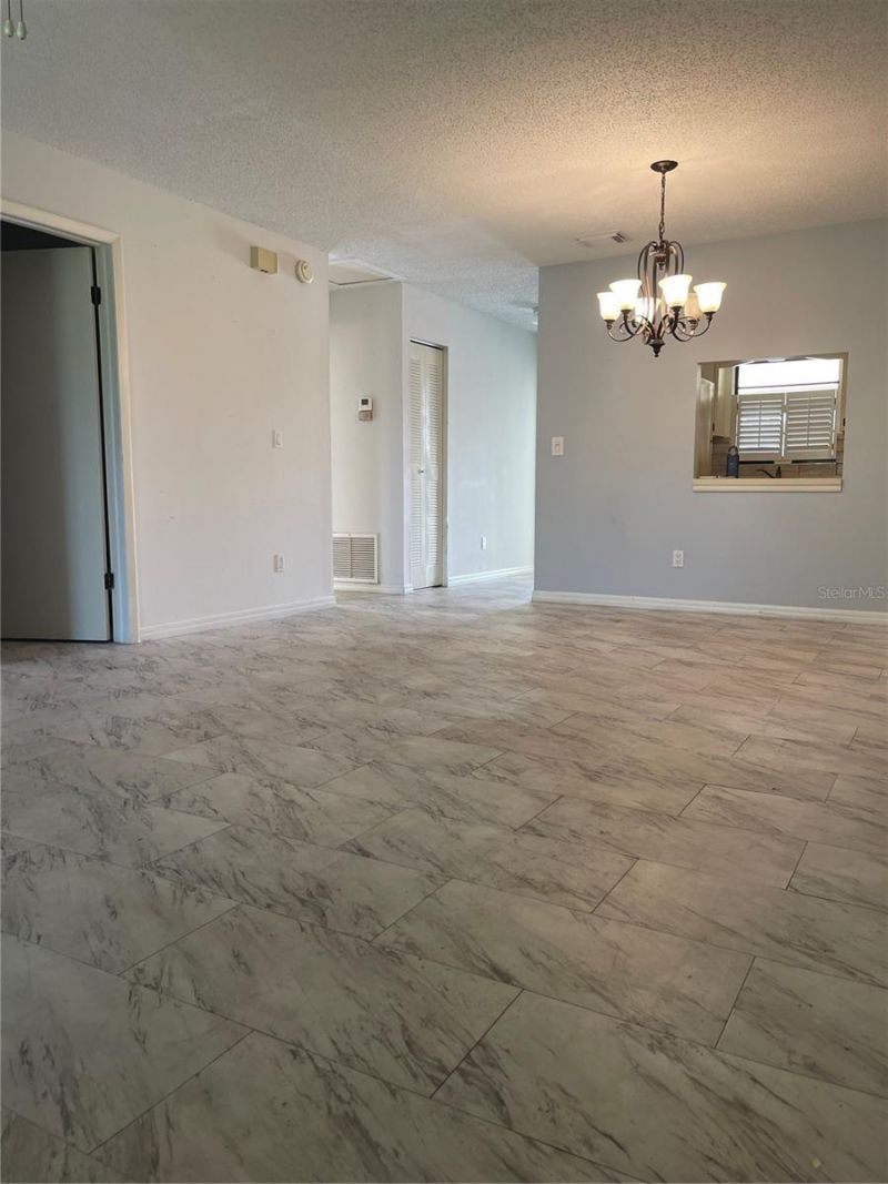 2807 48th Ave Dr W , Bradenton, FL 34212 Photo