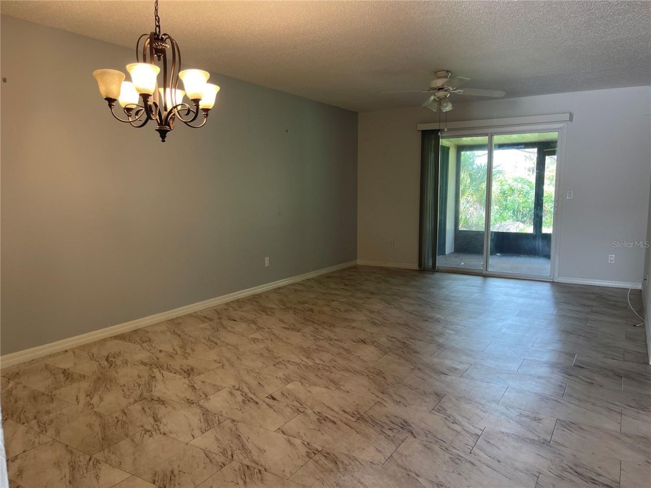 2807 48th Ave Dr W , Bradenton, FL 34212 Photo