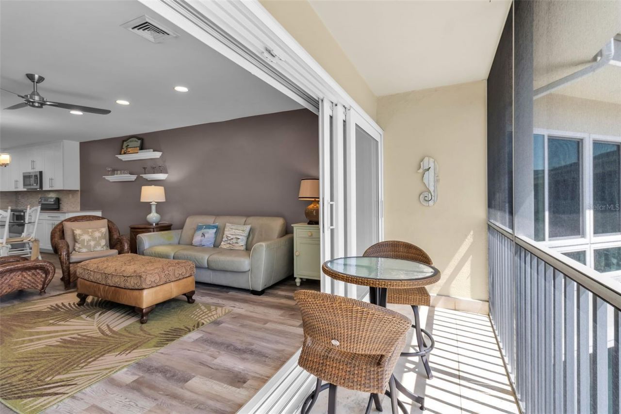 500 S Washington Drive, Unit 19B, Sarasota, FL 34236 Photo