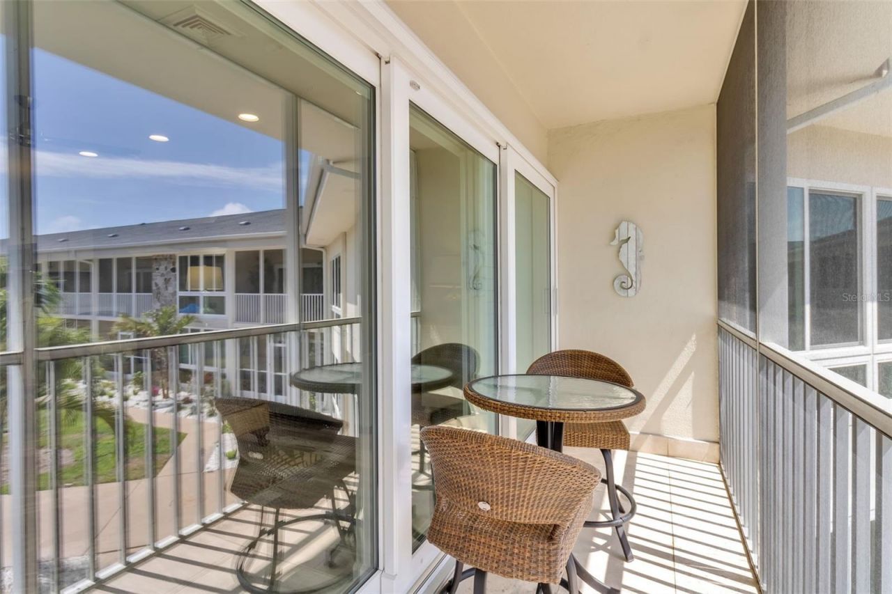 500 S Washington Drive, Unit 19B, Sarasota, FL 34236 Photo