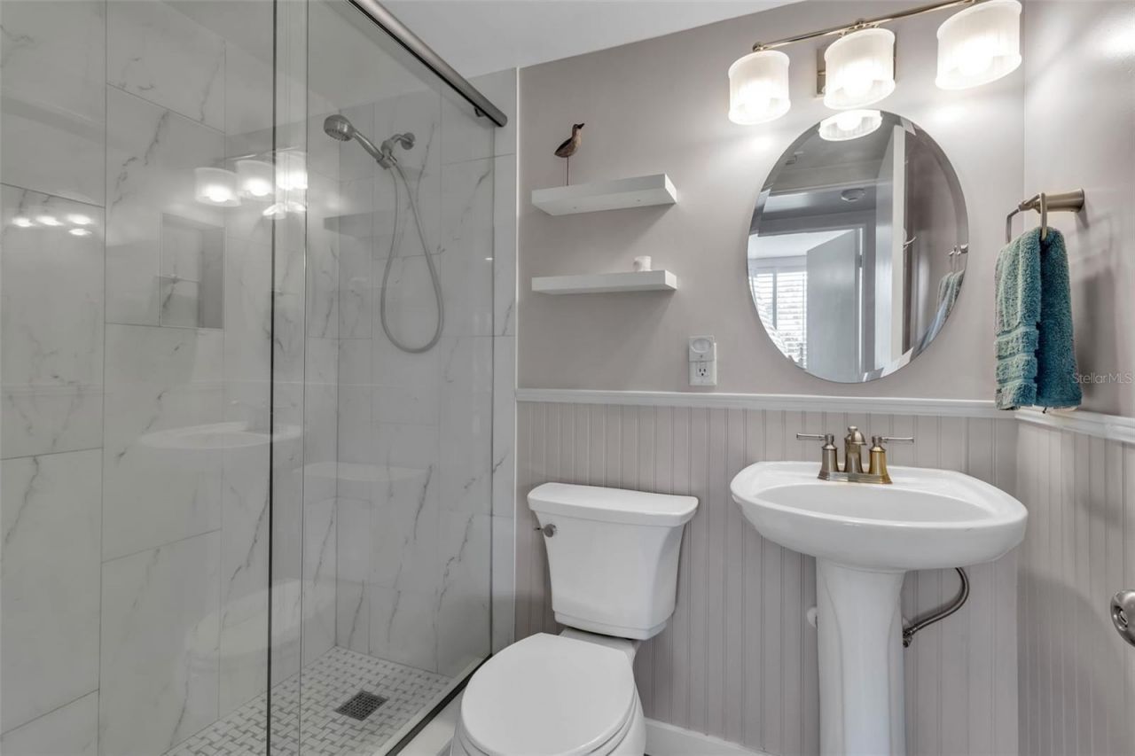 500 S Washington Drive, Unit 19B, Sarasota, FL 34236 Photo